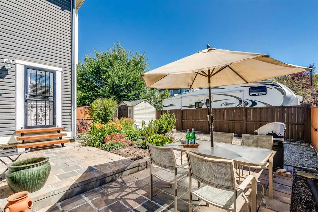362 Williamstown Green NW