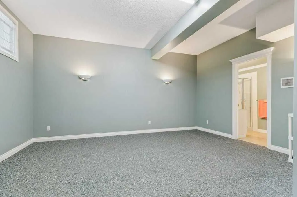 18 Varsity Estates Park NW