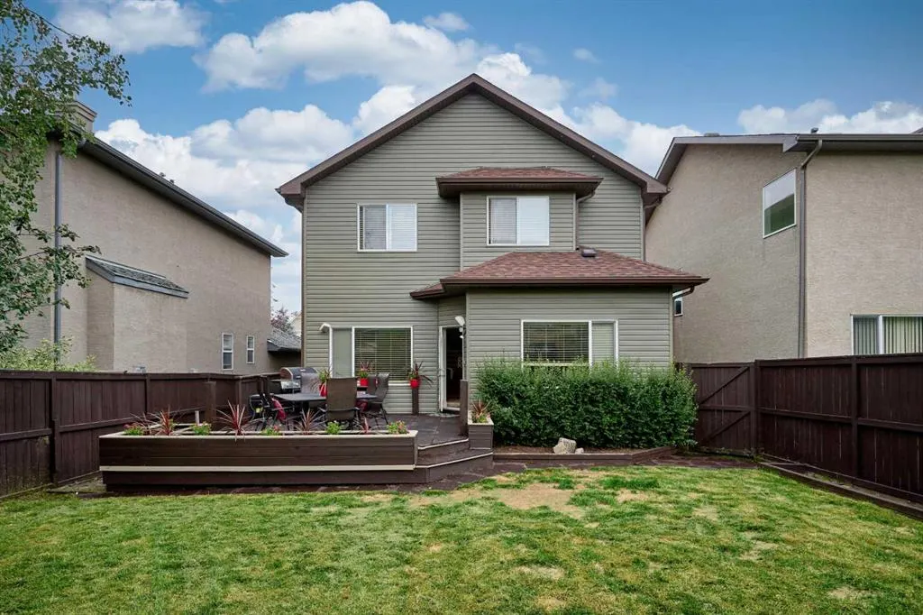 112 Panamount Green NW