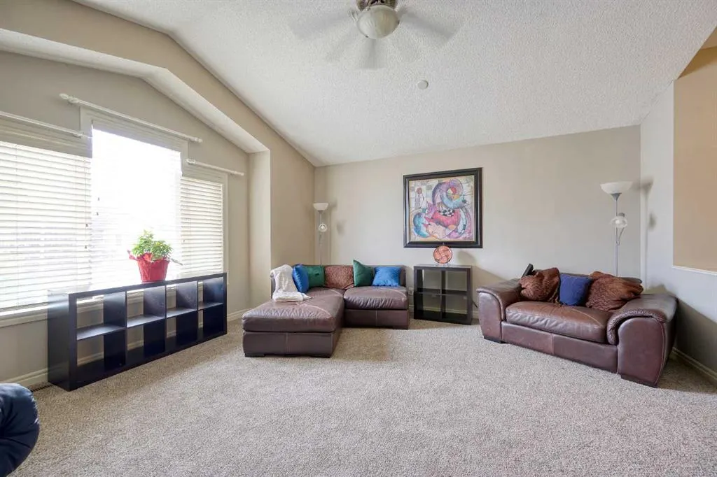 112 Panamount Green NW