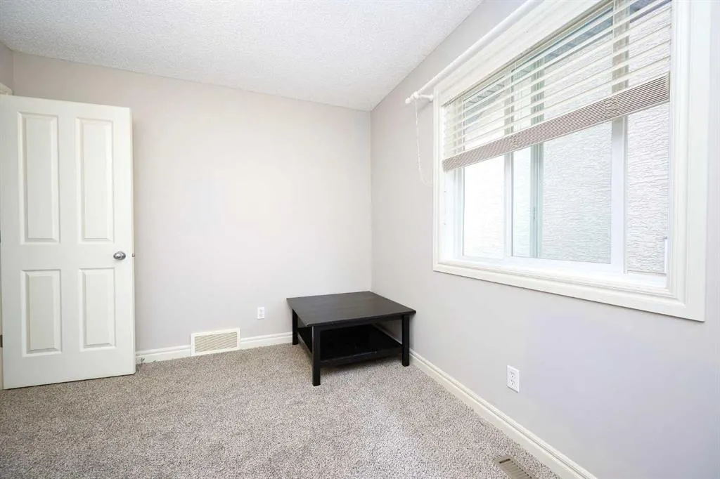 112 Panamount Green NW