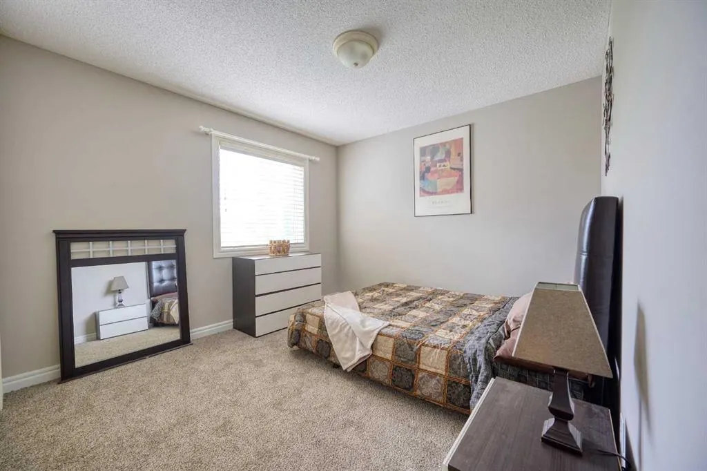 112 Panamount Green NW