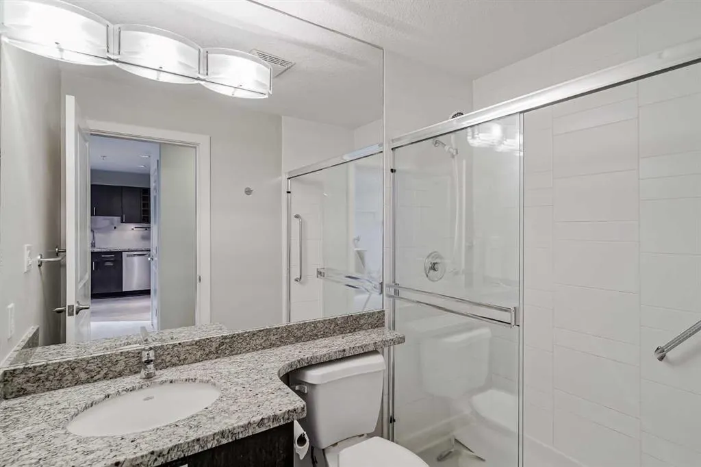 77 Spruce Place SW, #405