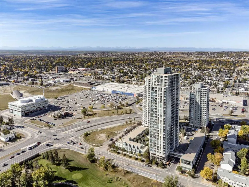 77 Spruce Place SW, #405