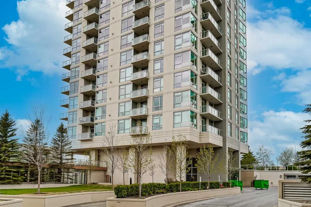 77 Spruce Place SW, #405