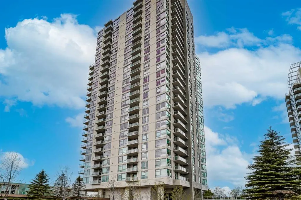 77 Spruce Place SW, #405