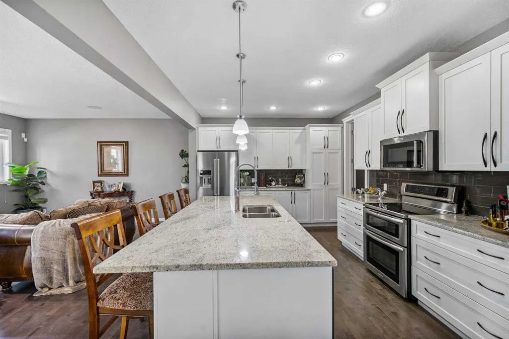 117 Cranleigh Place SE