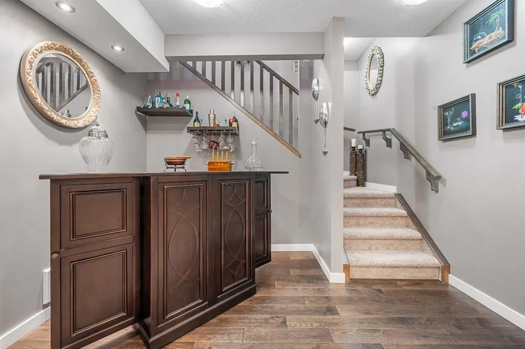 117 Cranleigh Place SE