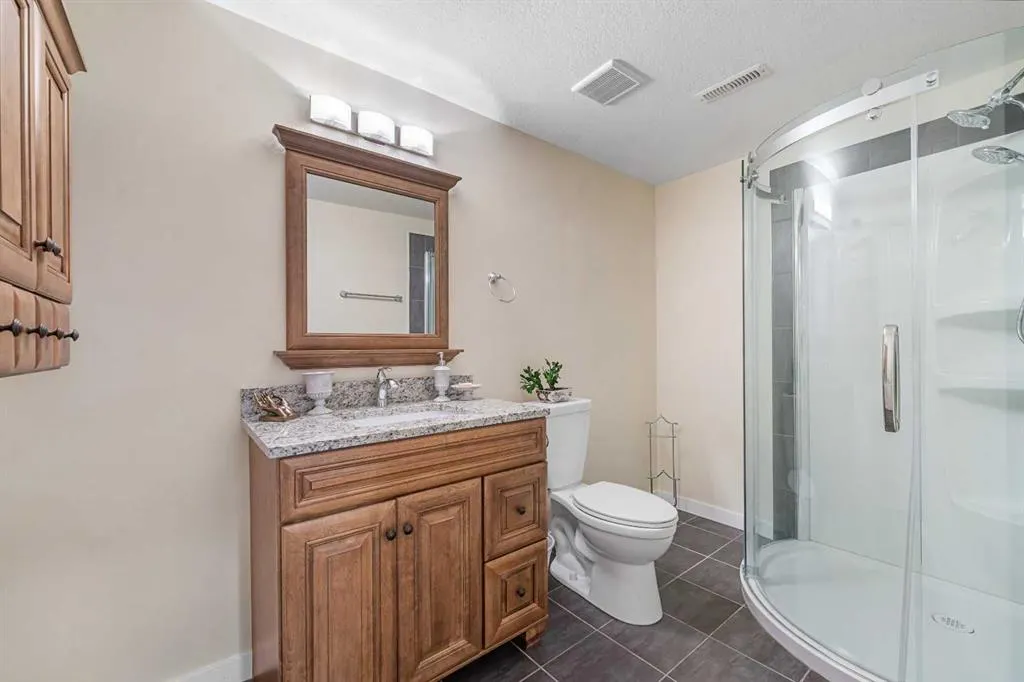 117 Cranleigh Place SE