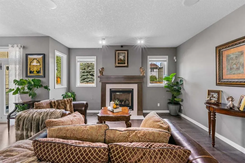 117 Cranleigh Place SE