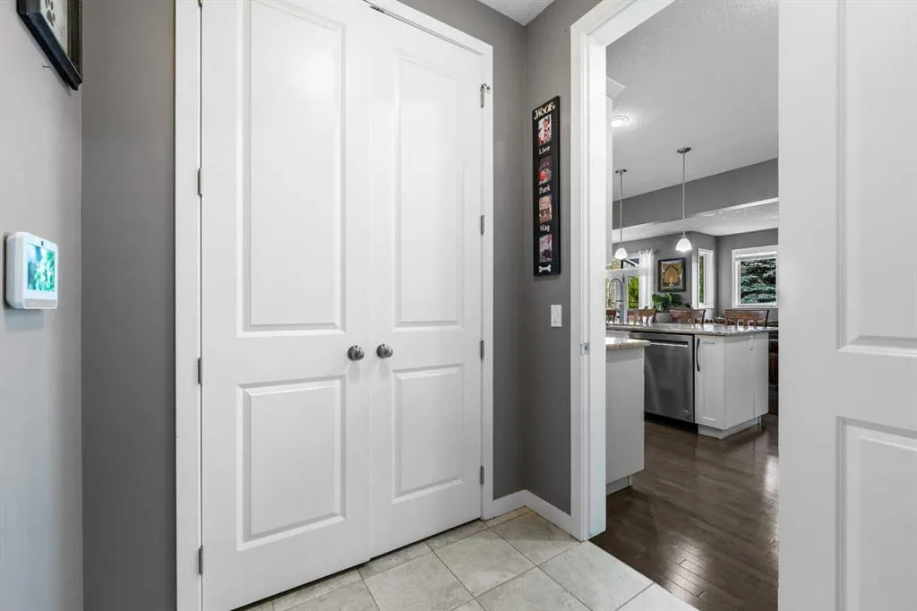 117 Cranleigh Place SE