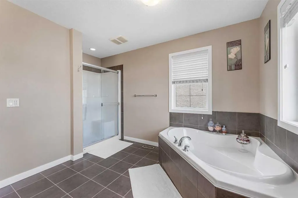 117 Cranleigh Place SE