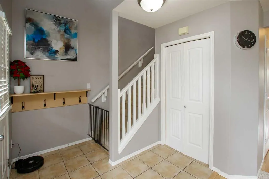83 Lawford Avenue