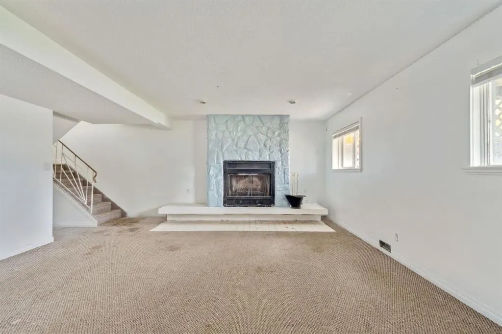 422 7 Street