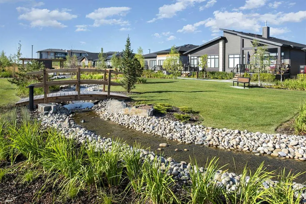 160 Marina Cove SE, #101