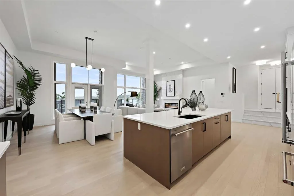 160 Marina Cove SE, #101