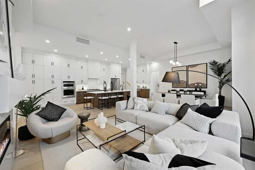160 Marina Cove SE, #101