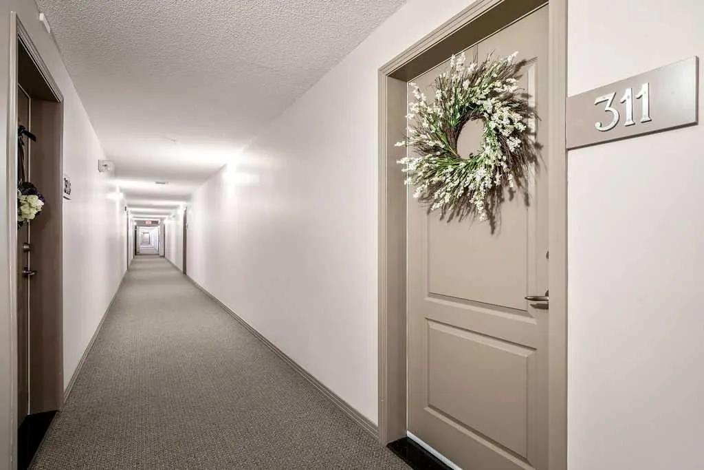 1 Crystal Green Lane, #311