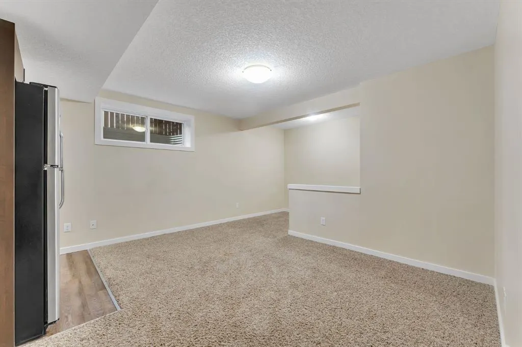 611 Evanston Drive NW