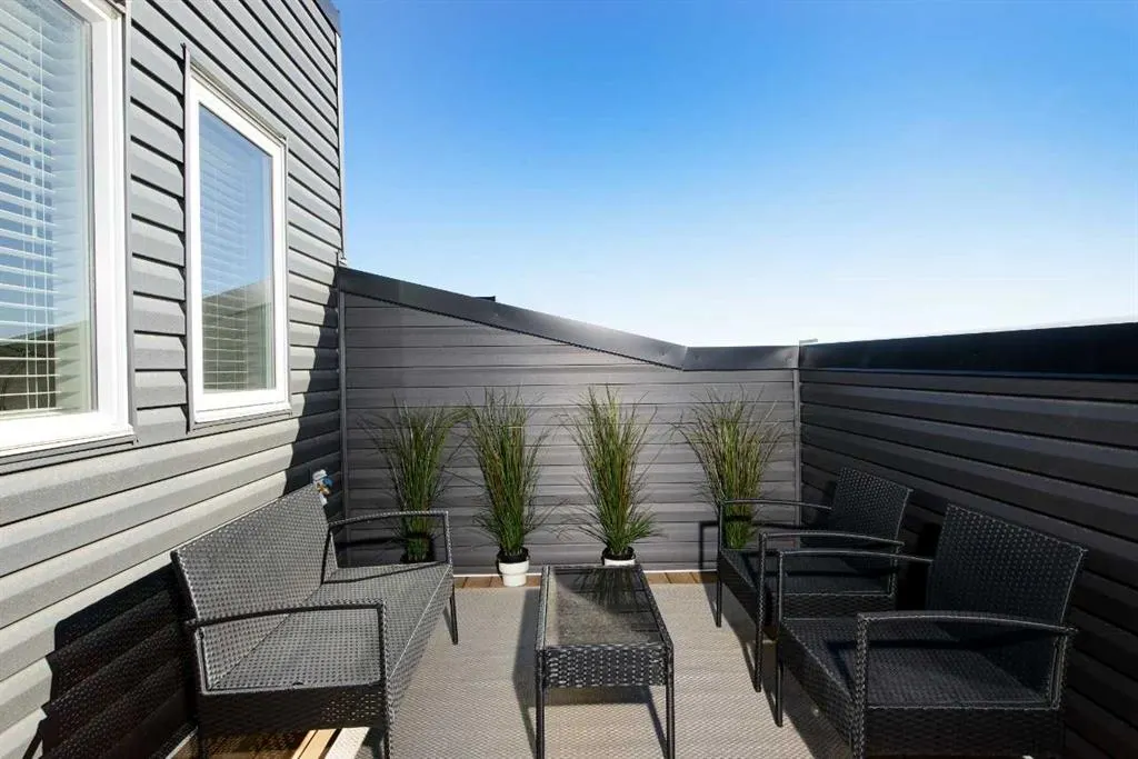135 Mahogany Parade SE, #109