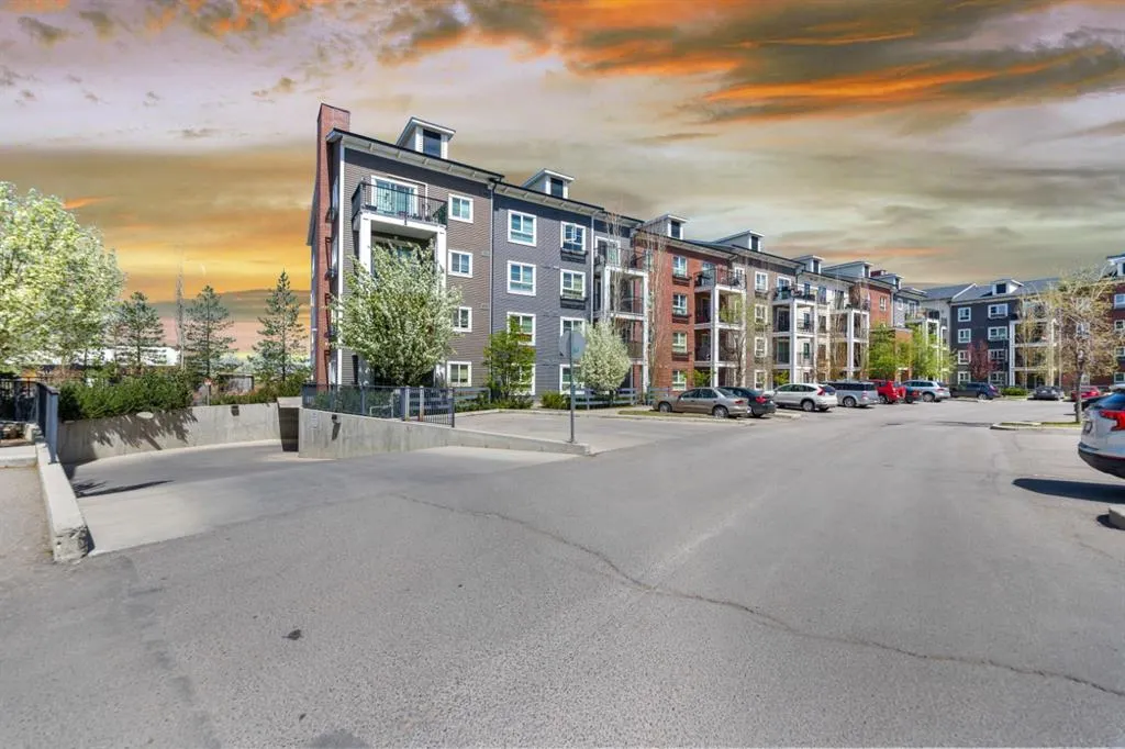 279 copperpond Common SE, #3306