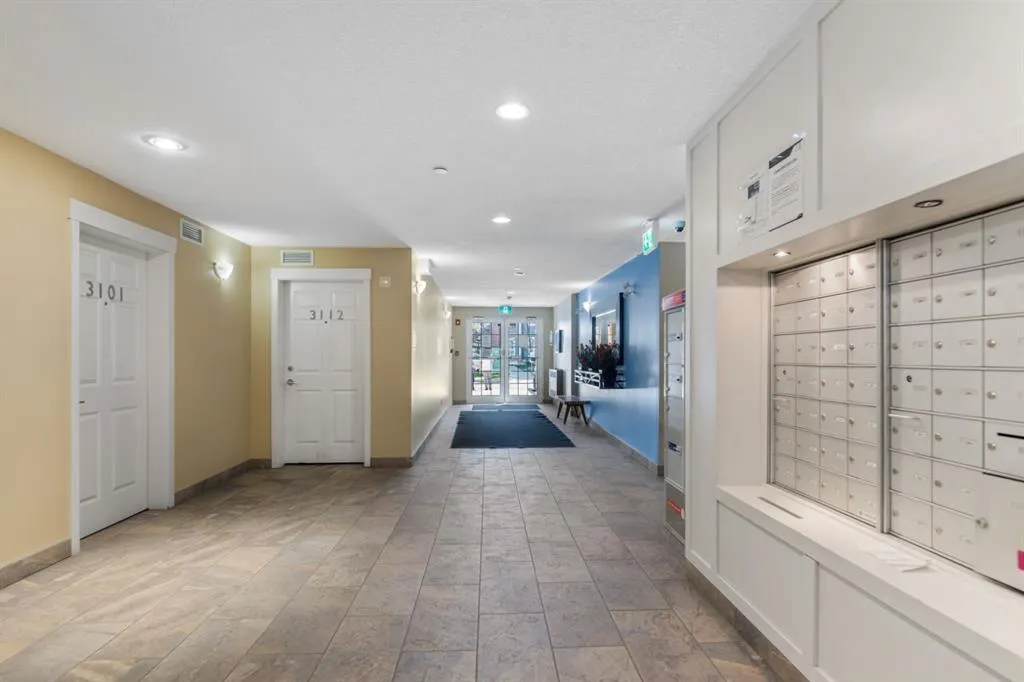 279 copperpond Common SE, #3306