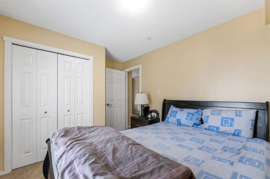 279 copperpond Common SE, #3306