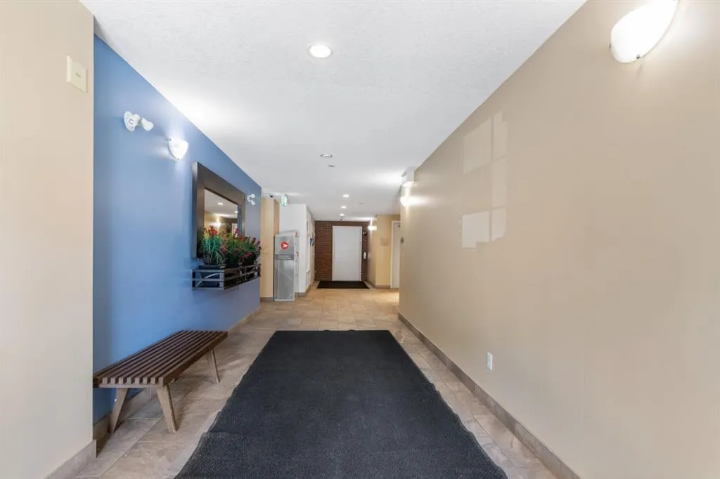 279 copperpond Common SE, #3306