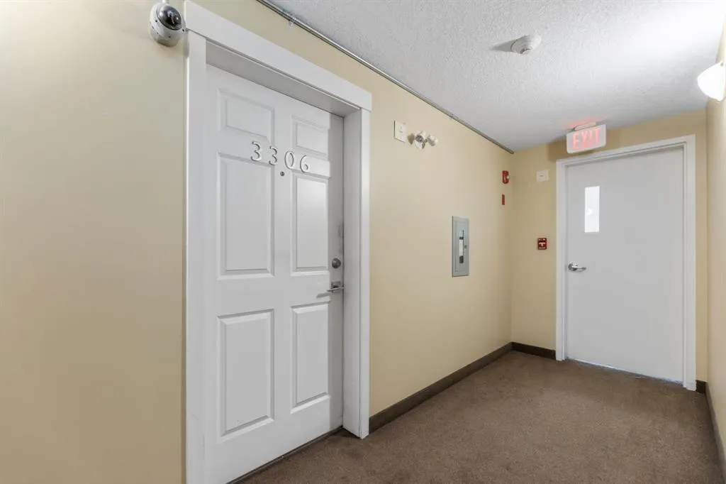 279 copperpond Common SE, #3306