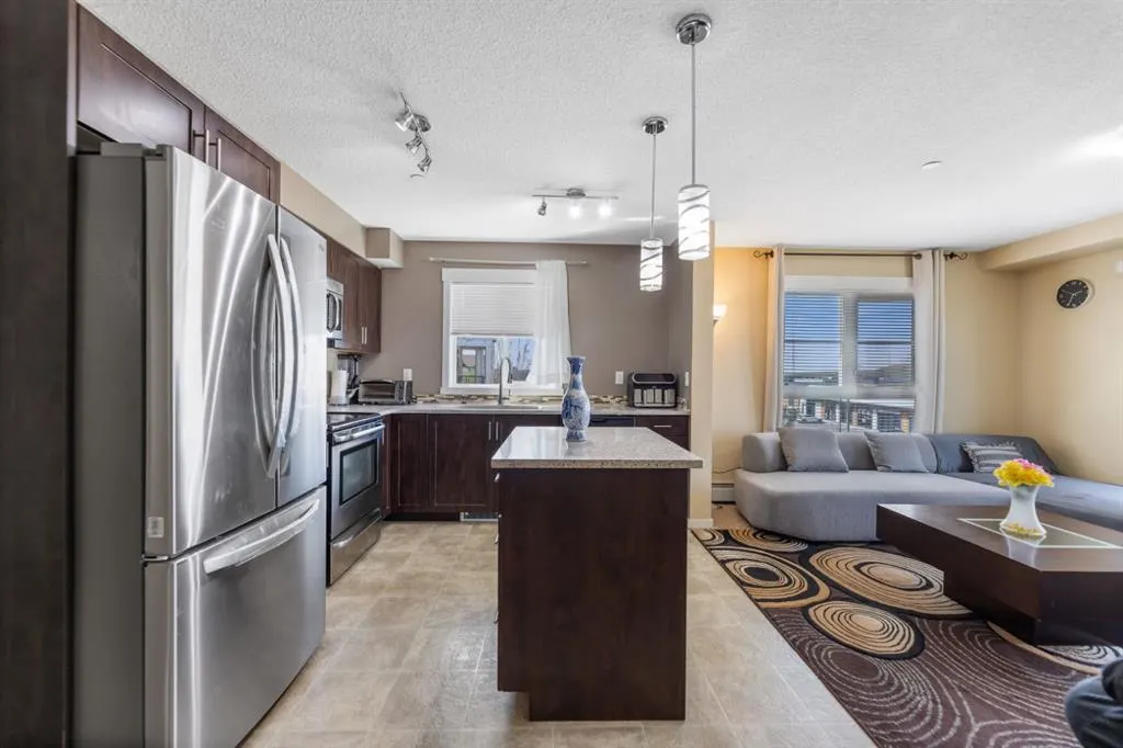 279 copperpond Common SE, #3306