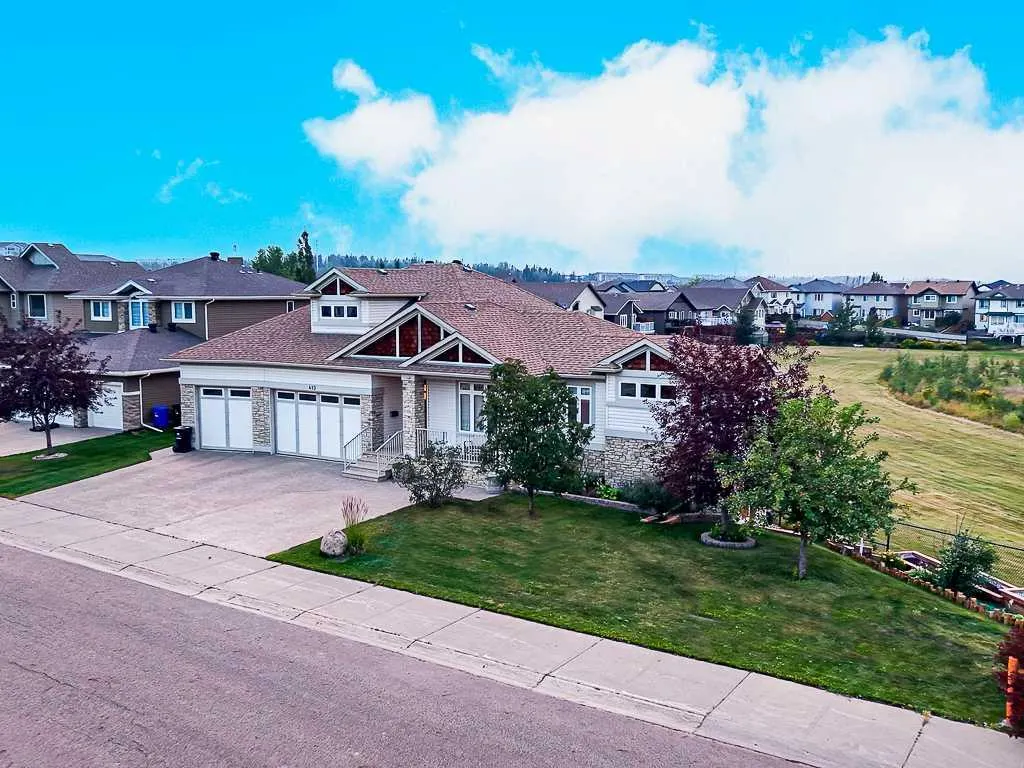 413 Loutit Road