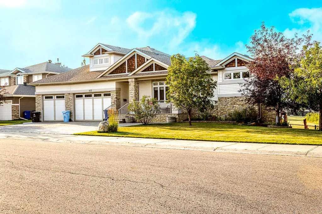 413 Loutit Road