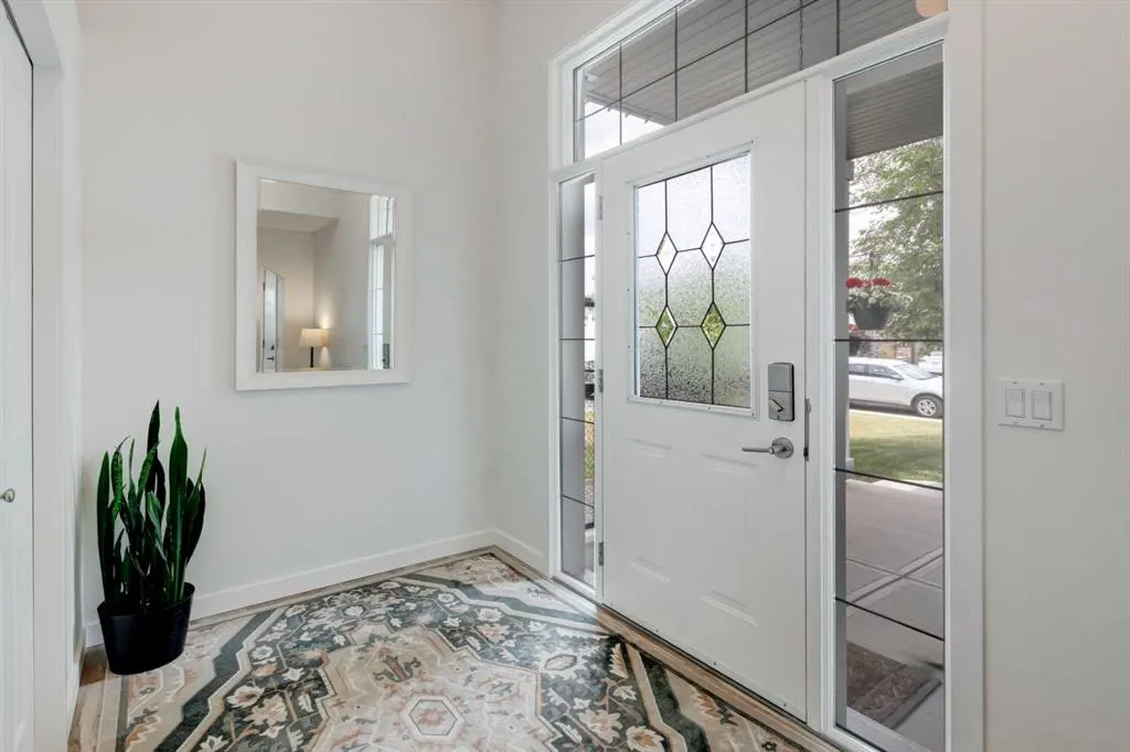 120 West Creek Close