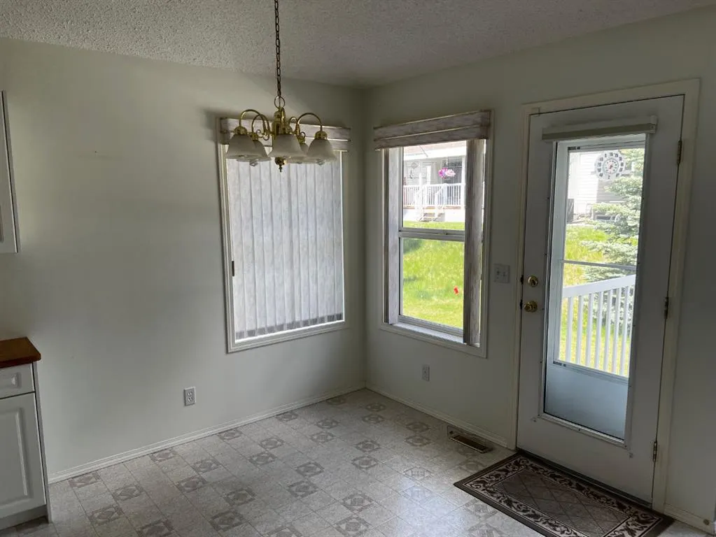 9 Jessup Avenue