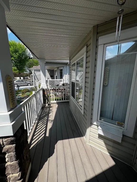 9 Jessup Avenue
