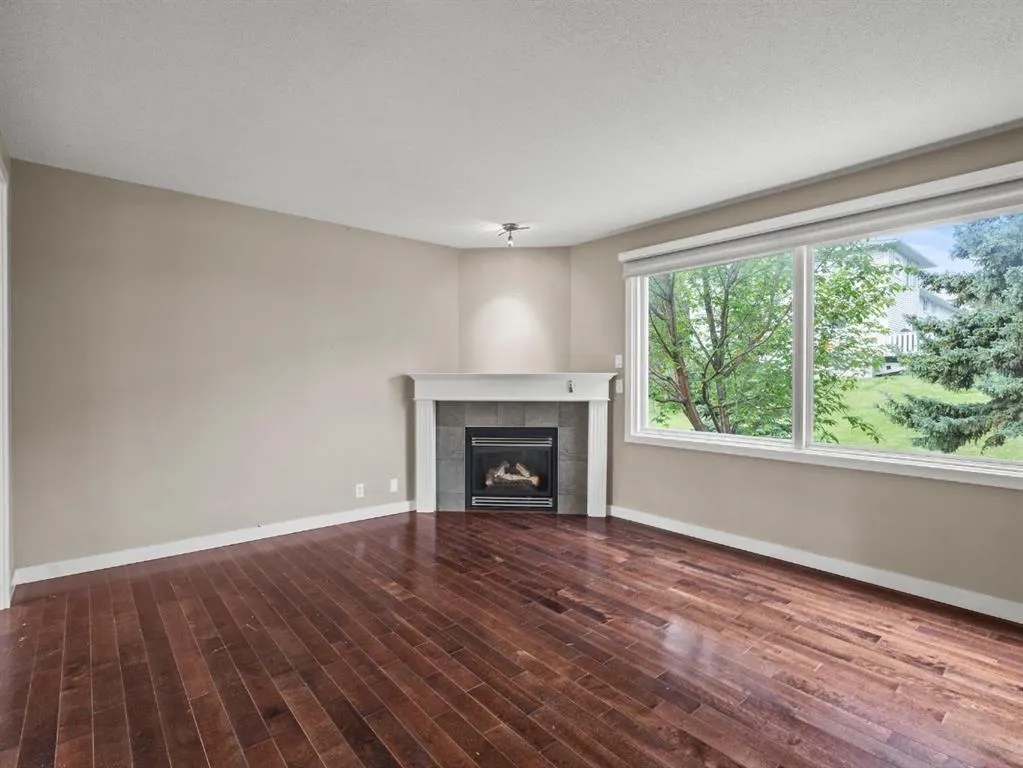 571 Killarney Glen Court SW