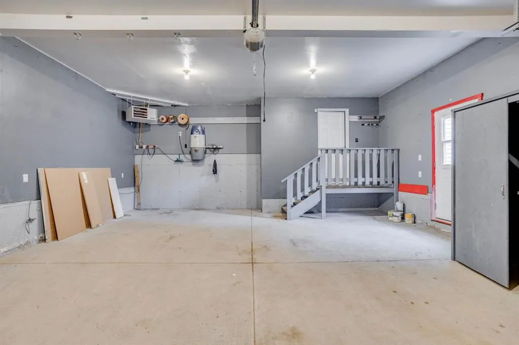 449 Walnut Crescent
