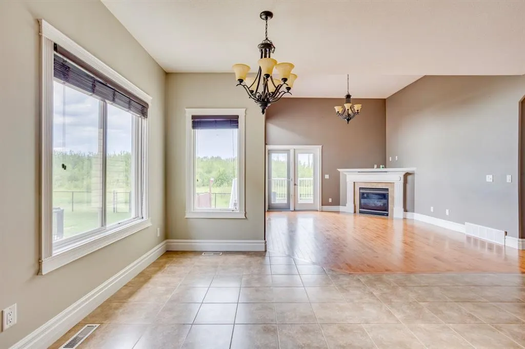 449 Walnut Crescent