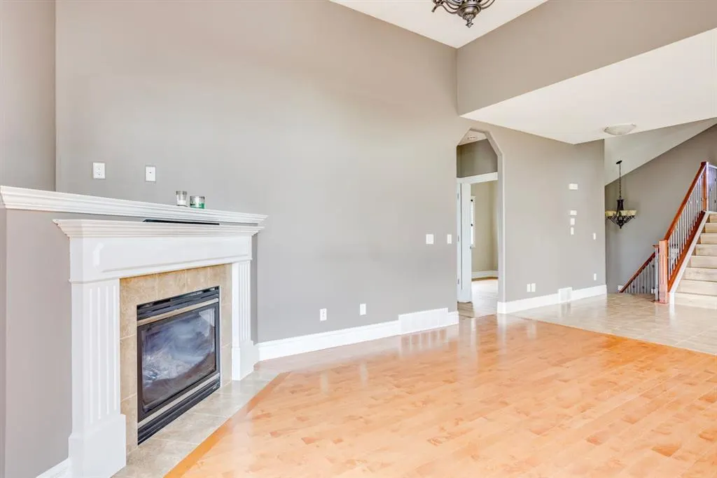 449 Walnut Crescent