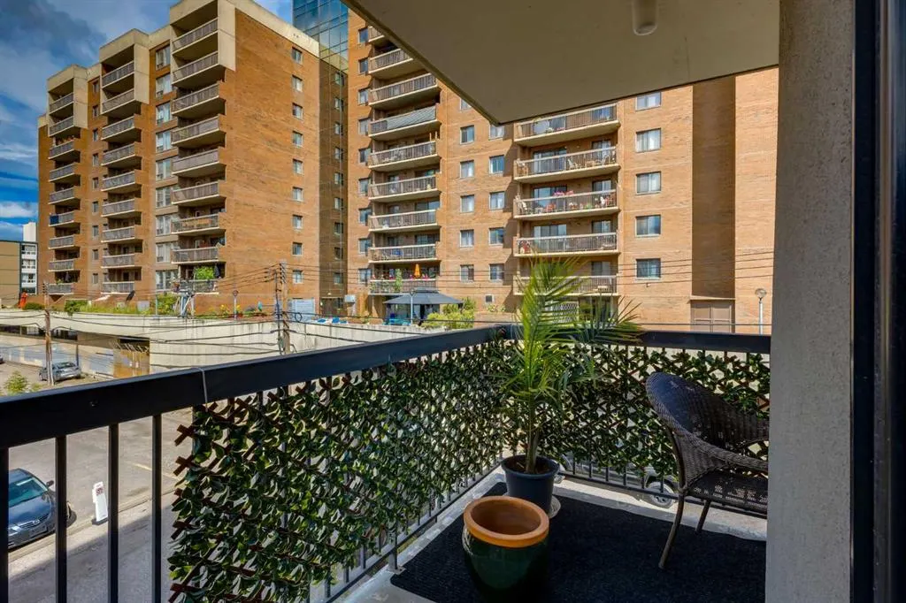 616 15 Avenue SW, #303