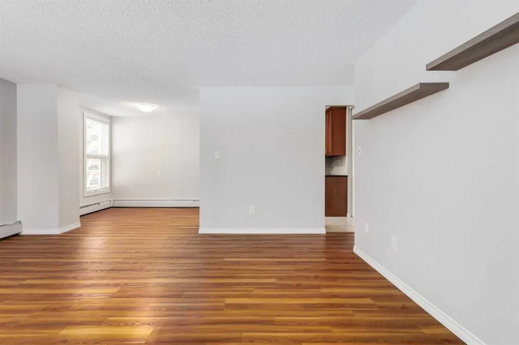 616 15 Avenue SW, #303