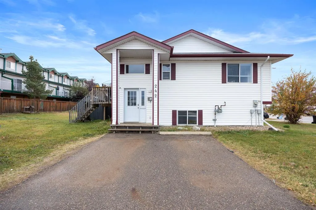 242 Mustang Road