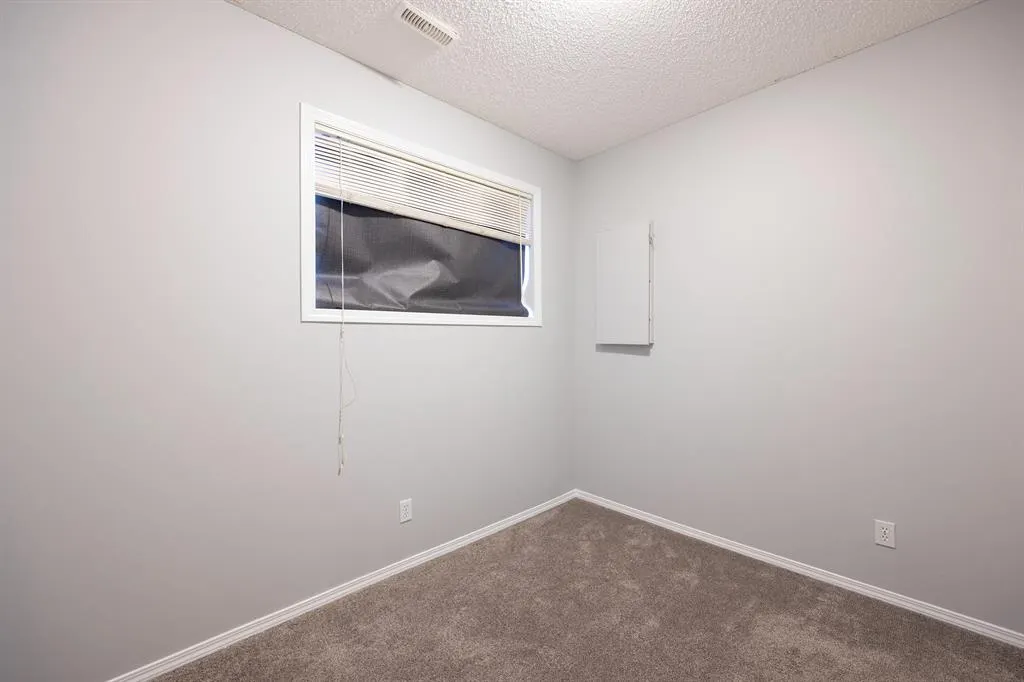 242 Mustang Road