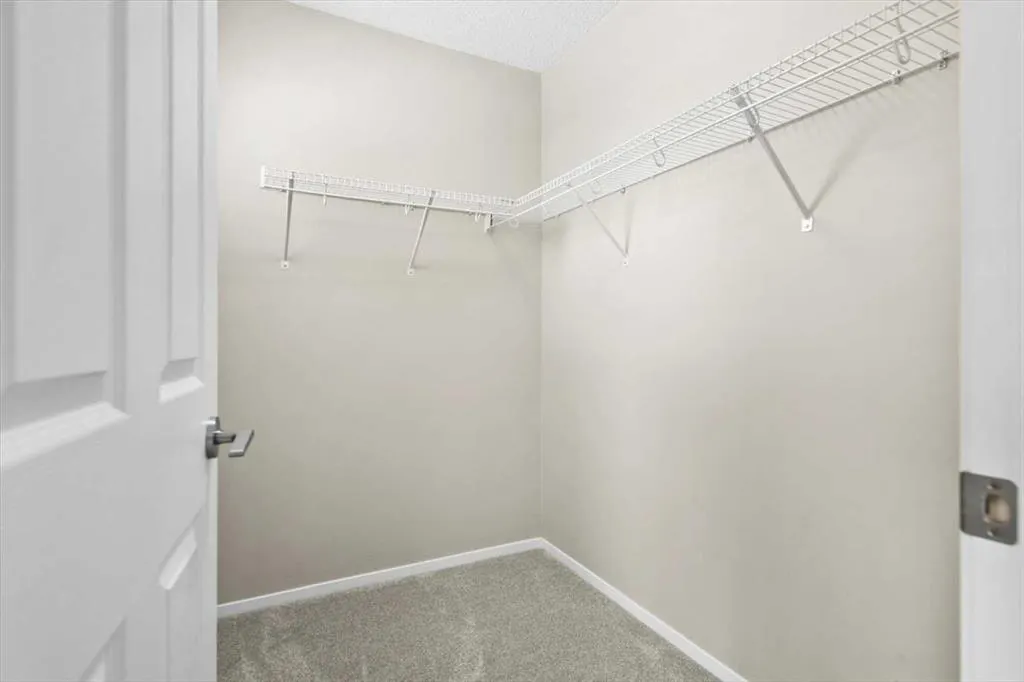 142 Mahogany Heights SE