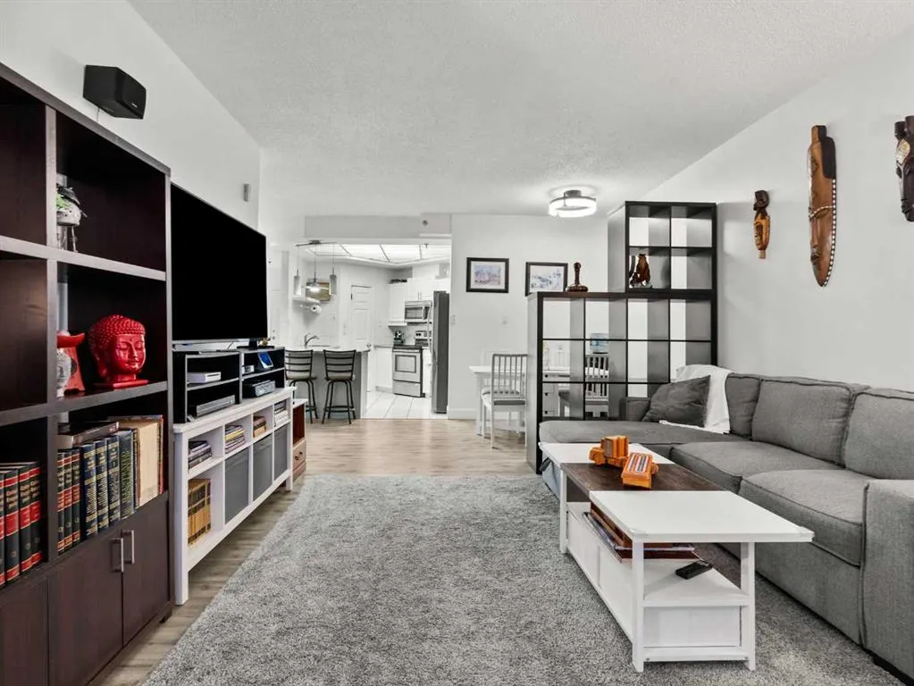 820 15 Avenue SW, #105