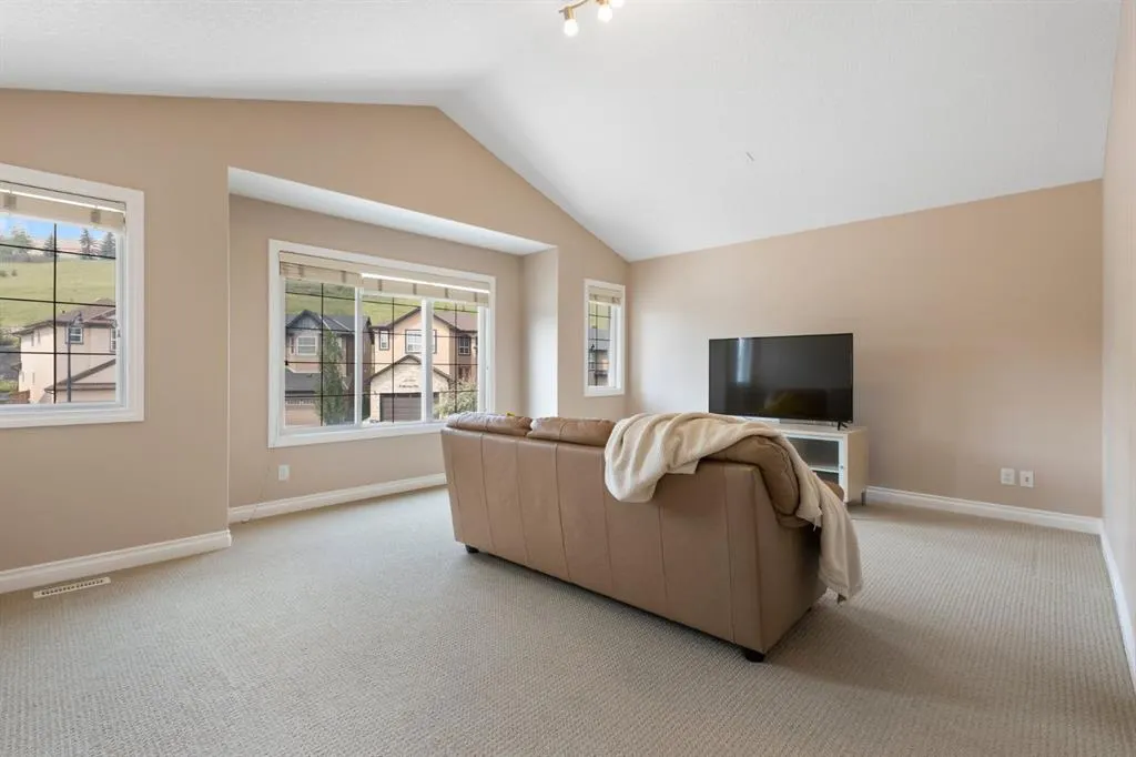 139 Sherwood Hill NW
