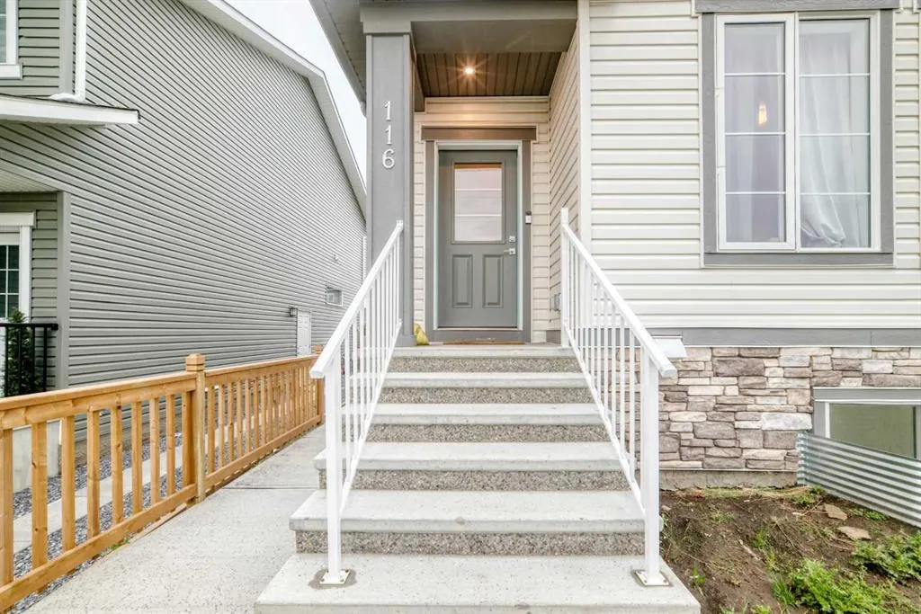 116 Ambleton Street NW