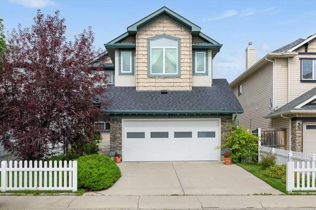 271 Royal Birch Way NW