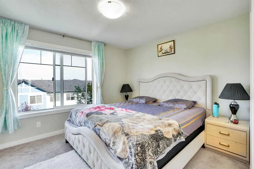 333 Taralake Way NE, #1107