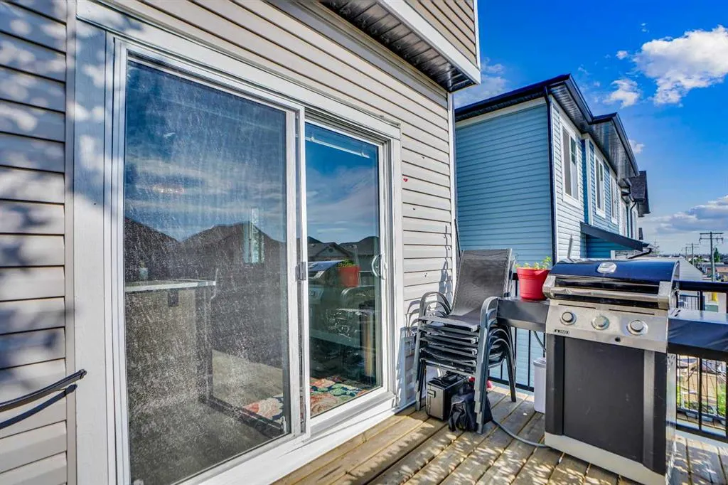 333 Taralake Way NE, #1107